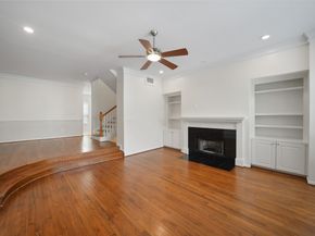 5103 Eigel Street, Houston TX 77007