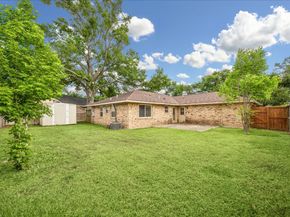 1607 Willowby Drive, Houston TX 77008