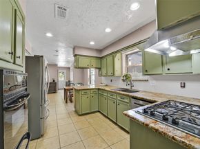 15607 Artoys Drive, Tomball TX 77377