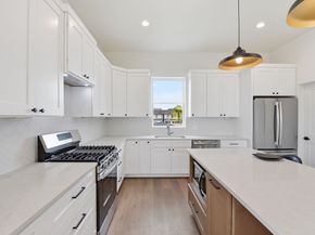 7710 Earl Rudder Way, Houston TX 77055