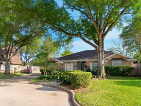 942 Brunswick Circle, Sugar Land TX 77478