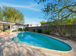 942 Brunswick Circle, Sugar Land TX 77478