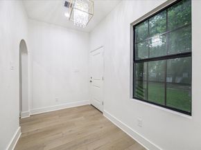 228 Lenox Street, Houston TX 77011