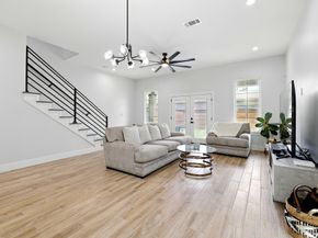 5209 Canal Street, Houston TX 77011
