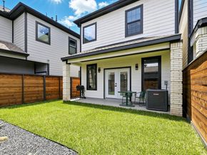 5209 Canal Street, Houston TX 77011