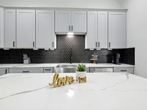 5209 Canal Street, Houston TX 77011
