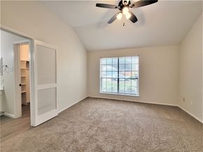 11410 Sunny Creek Drive, Houston TX 77066