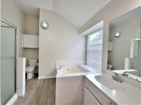 11410 Sunny Creek Drive, Houston TX 77066