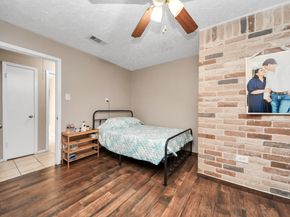 9634 Thistle Trail Drive, Houston TX 77070