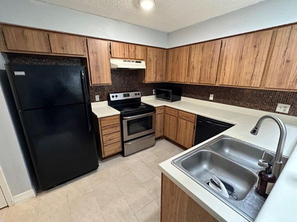 2510 Grants Lake Boulevard 101, Sugar Land TX 77479