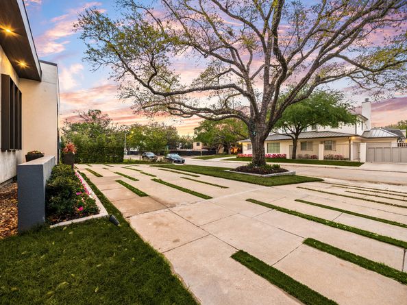 2302 Suffolk Drive, Houston TX 77027