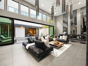 2302 Suffolk Drive, Houston TX 77027