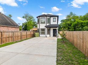 1621 Wellington Street, Houston TX 77093