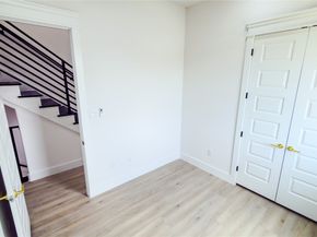 819 North Loop, Houston TX 77022