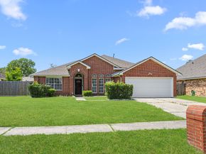 318 Breeze Park Drive, Houston TX 77015