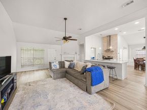 318 Breeze Park Drive, Houston TX 77015