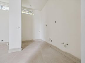 5403 Meadow Lake Lane, Houston TX 77056