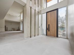 5403 Meadow Lake Lane, Houston TX 77056