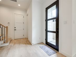 610 WILLARD Street, Houston TX 77006