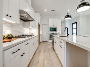 610 WILLARD Street, Houston TX 77006