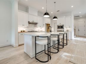 610 WILLARD Street, Houston TX 77006