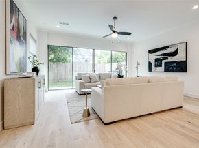 610 WILLARD Street, Houston TX 77006