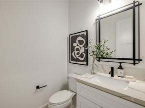610 WILLARD Street, Houston TX 77006