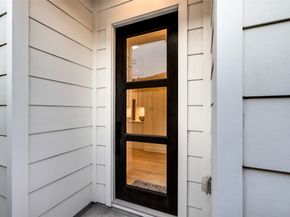 610 WILLARD Street, Houston TX 77006