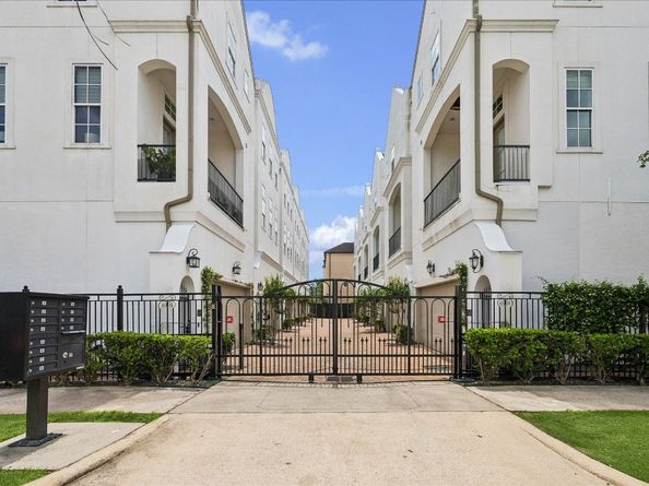 1244 W 23rd Street, Houston TX 77008