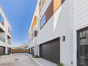 2415 Harrington ST Street, Houston TX 77026