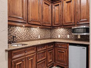 3 Player Ridge Court, The Woodlands TX 77382