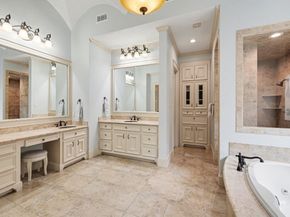 3 Player Ridge Court, The Woodlands TX 77382