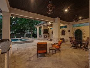 3 Player Ridge Court, The Woodlands TX 77382