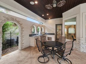 3 Player Ridge Court, The Woodlands TX 77382