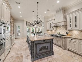 3 Player Ridge Court, The Woodlands TX 77382