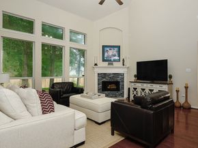 11 Pirouette, The Woodlands TX 77382