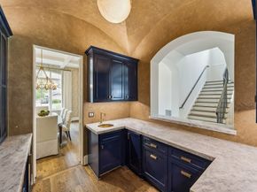 6231 Briar Rose Drive, Houston TX 77057