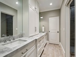 6231 Briar Rose Drive, Houston TX 77057