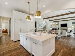 6231 Briar Rose Drive, Houston TX 77057