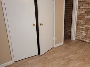 12123 Sharpview Drive, Houston TX 77072