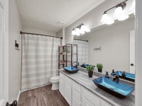 34 W Prairie Dawn Circle, The Woodlands TX 77385