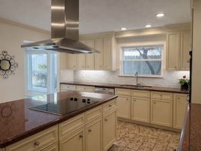 1306 Riverview Court, Houston TX 77077