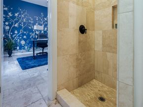 1206 W 24th Street, Houston TX 77008