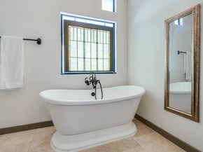 1206 W 24th Street, Houston TX 77008