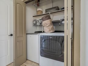 1206 W 24th Street, Houston TX 77008