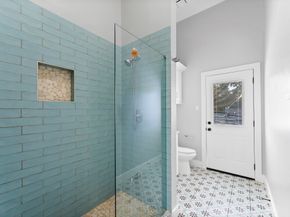 24611 W Kingscrest Circle, Spring TX 77389