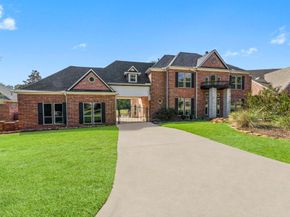 24611 W Kingscrest Circle, Spring TX 77389