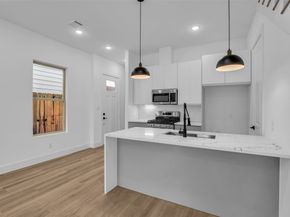 1504 Griffin Street, Houston TX 77009