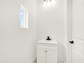 9334 Waller Street, Houston TX 77012