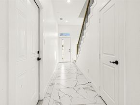 9334 Waller Street, Houston TX 77012